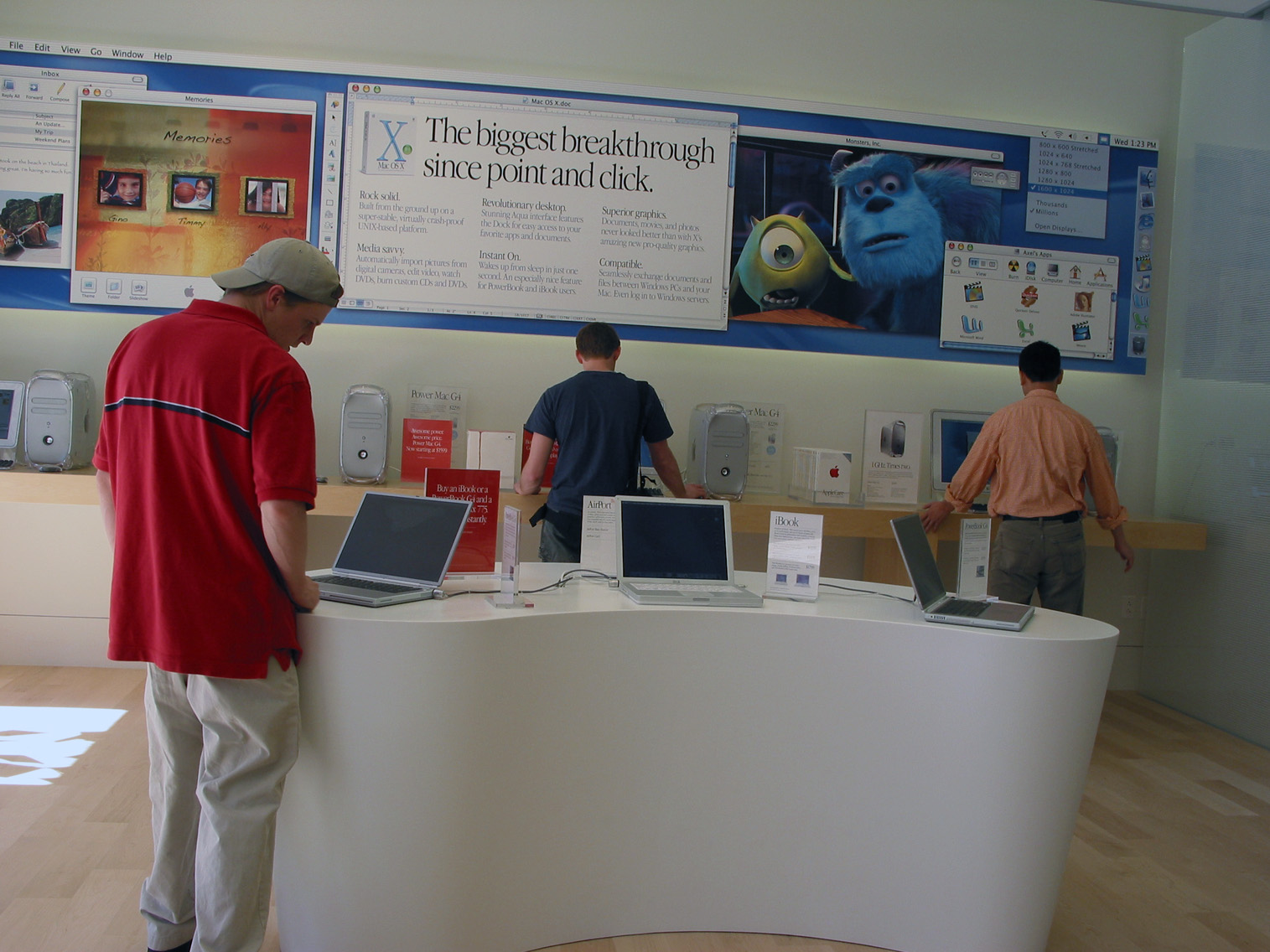 Apple Store in Durham